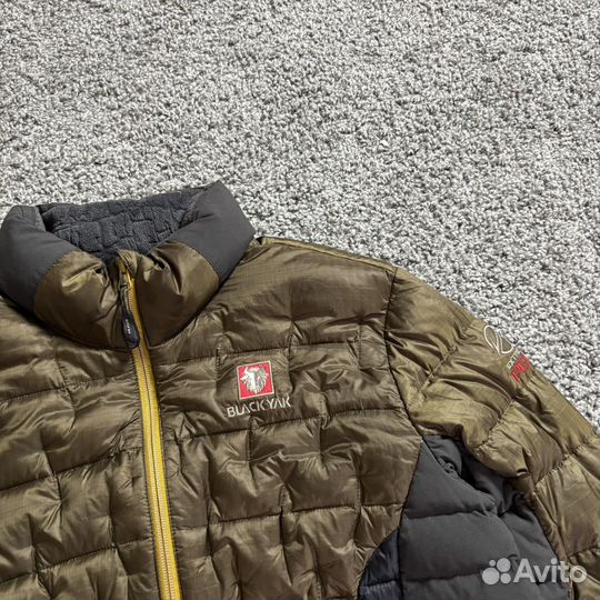 Микропуховик Black Yak