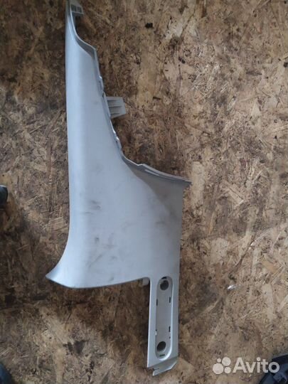 Накладка задней стойки Ford Focus 2 CB4 1.6 shda