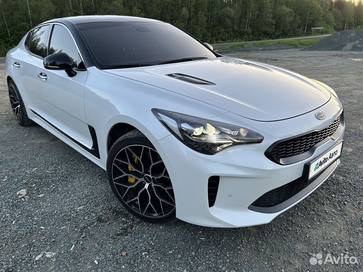 Kia Stinger 2.0 AT, 2018, 91 000 км