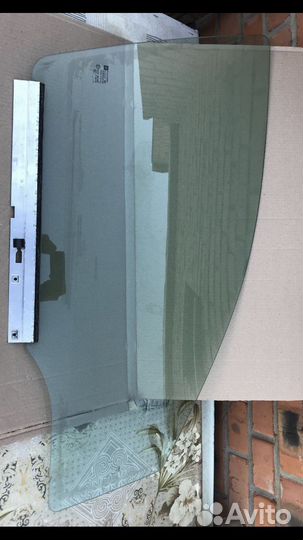 Стекла дверей Opel Astra H