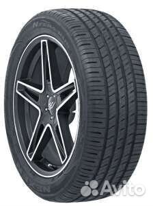 Roadstone N'Fera RU5 275/40 R20 106W