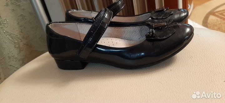 Туфли, сланцы, босоножки кожанные