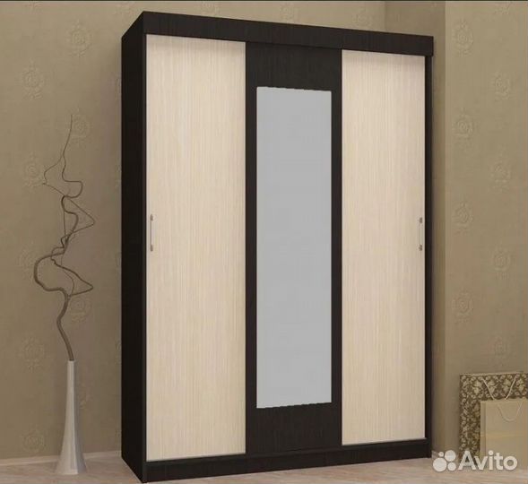 Шкаф