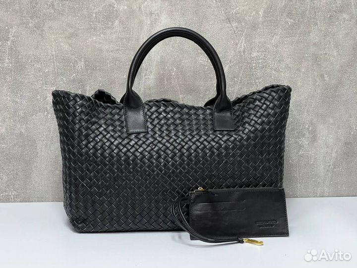 Сумка женская из кожи шоппер Bottega Veneta Cabat