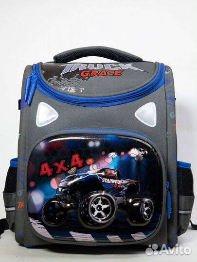 Школьный рюкзак для мальчика 1-4 класс