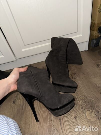 Сапоги женские Ивсен Лоран оригинал