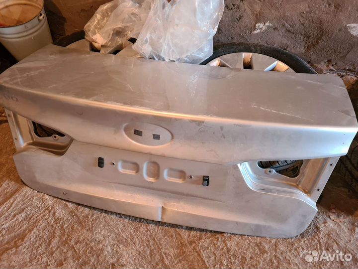 Крышка багажника kia rio 3