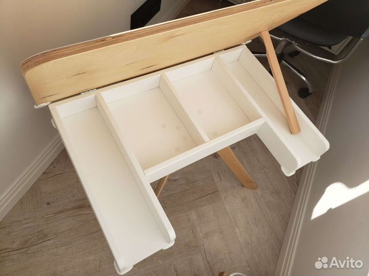 Детский столик из фанеры