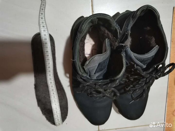 Ботинки зимние для мальчика р. 38