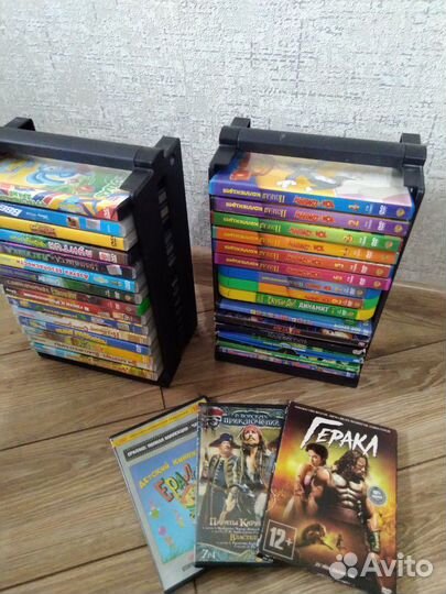 CD диски с фильмами и мультфильмами