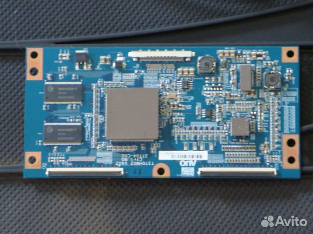 Продам на запчасти ввк узкий. большой экран