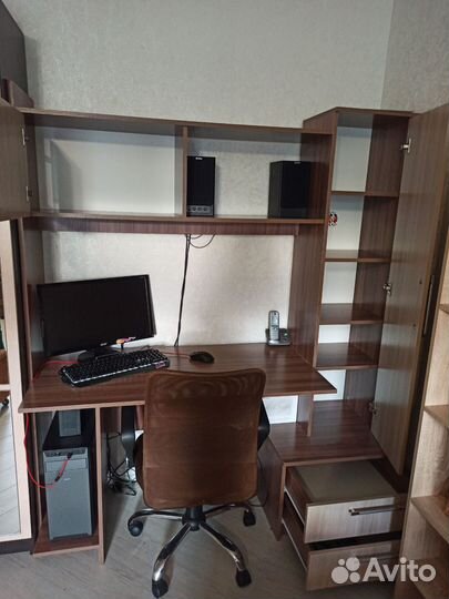 Компьютерный стол бу, в отличном состоянии