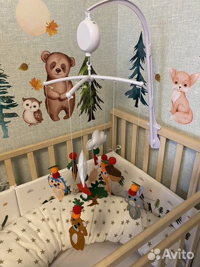 Мобиль в кроватку из фетра