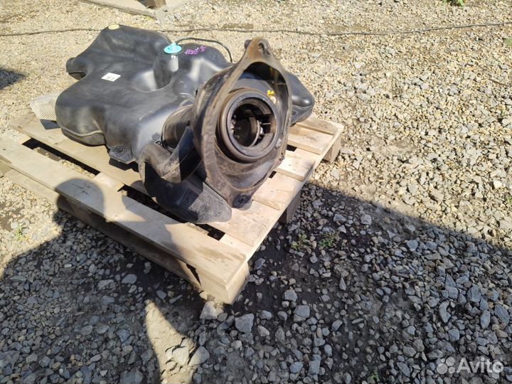 Бак топливный Renault Logan II