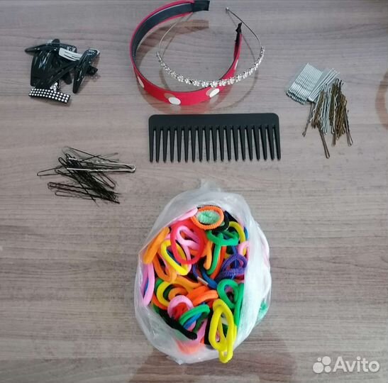 Набор резинок и заколки для волос