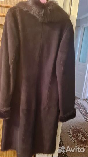 Жилет и дубленка.разм.46-48-50.состояние нового