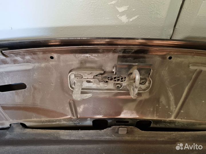 Капот на volkswagen tiguan 1