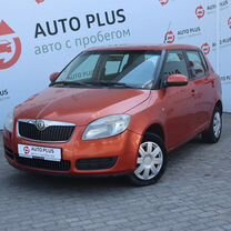 Skoda Fabia 1.6 AT, 2009, 300 000 км, с пробегом, цена 579 000 руб.