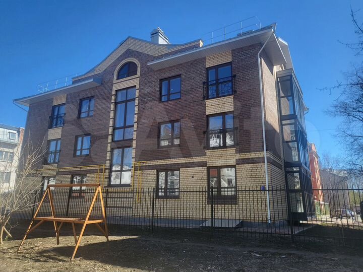 2-к. квартира, 95,4 м², 1/3 эт.