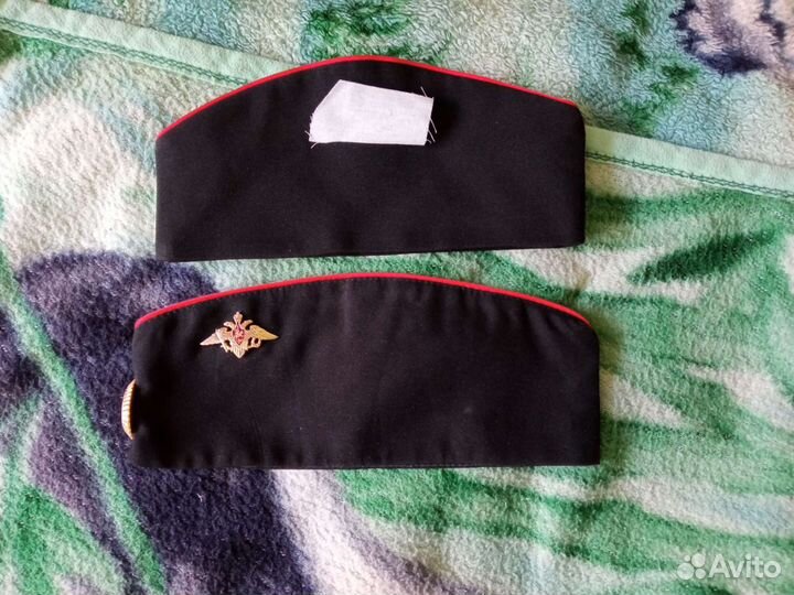 Погоны, шевроны, ремень, шапка