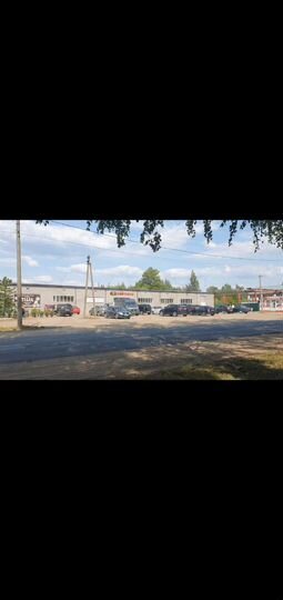Здание, 1300 м²