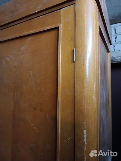 Раритетный шкаф