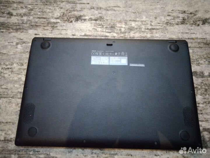 Ноутбук Asus E510