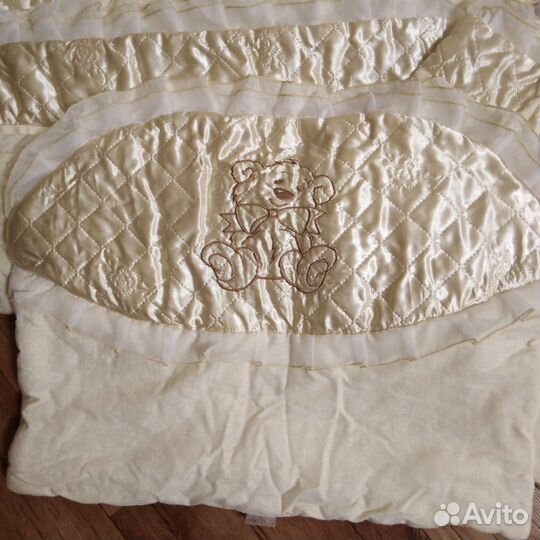 Бортики на кроватку