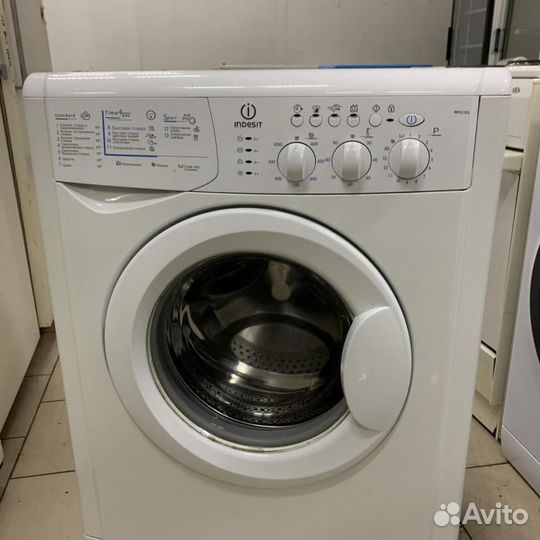 Стиральная машина Indesit Wisl103 б\у с гарантией