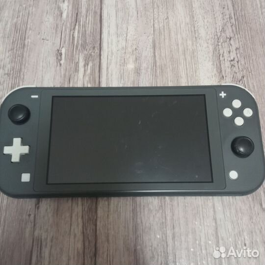 Обмен,продажа) Nintendo switch lite, 42 игры