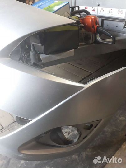 Продам бампер передний