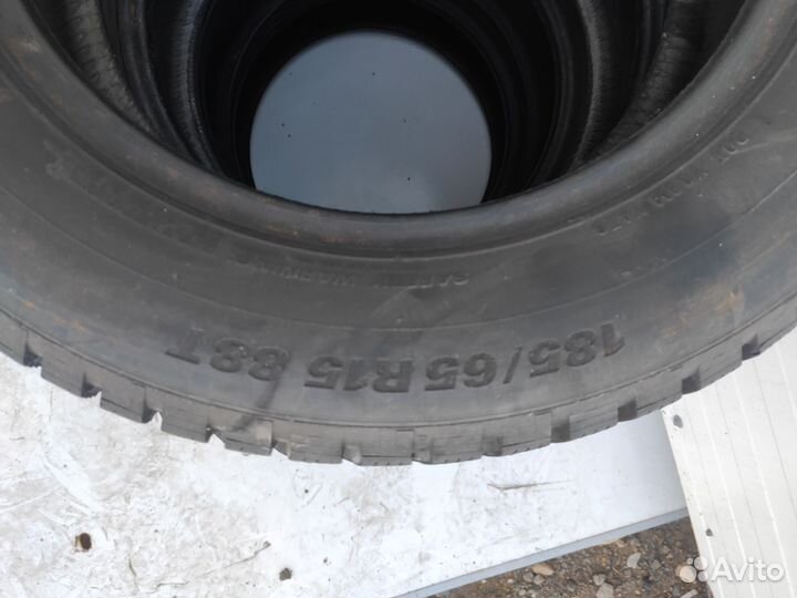 Kumho WinterCraft Ice WI31 185/65 R15 88T