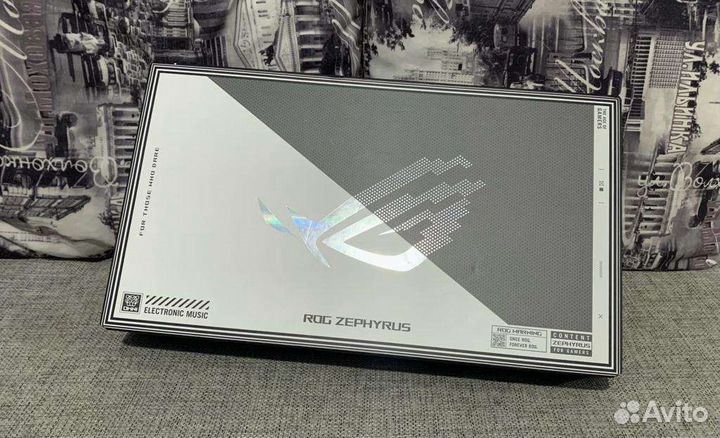 Asus ROG zephirus G14 Ryzen 7 6800H / RX6800S