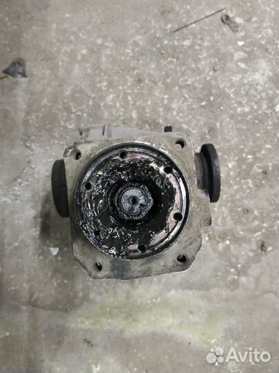 Редуктор от Ауди А6С6 3.0 bbj GSZ