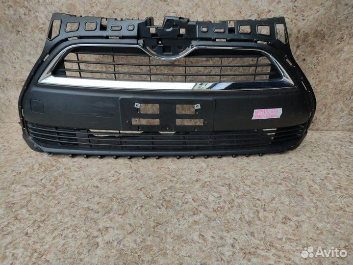 Решетка бамперная toyota sienta