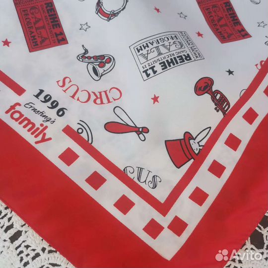 1996 Ernstings family красивый платок