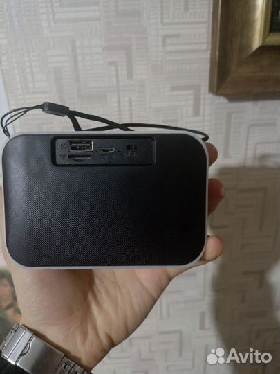 Портативная колонка