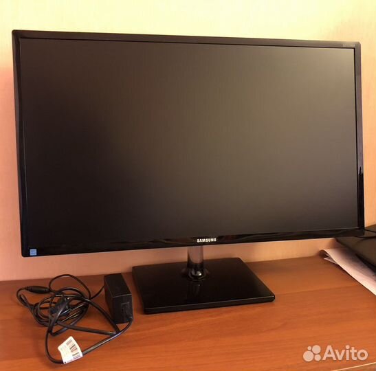 Монитор Samsung 27