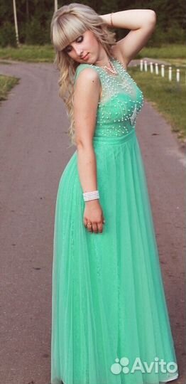 Вечернее платье