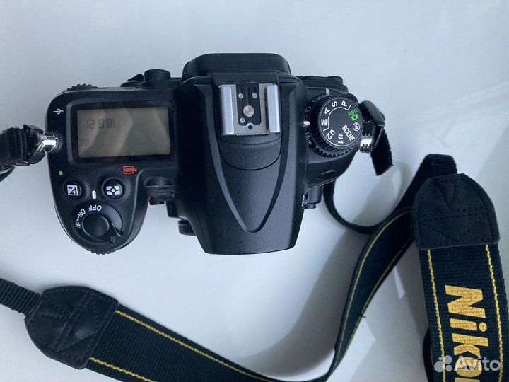 Зеркальный фотоаппарат Nikon d7000 body