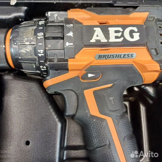 Шуруповерт AEG BSB18BL LI-602C