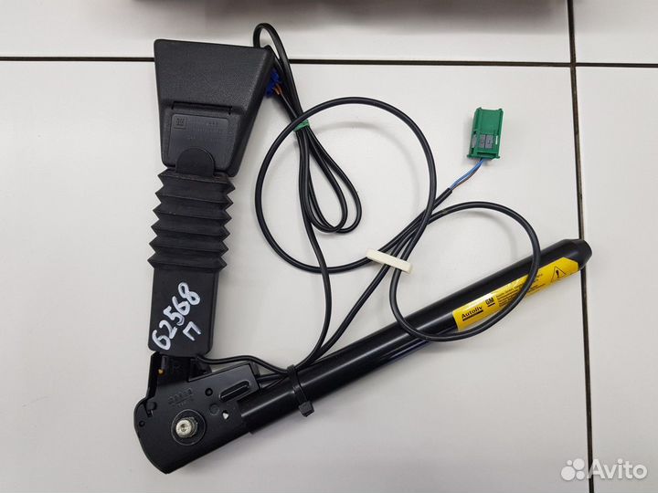 Натяжитель ремня правый (Opel Corsa)