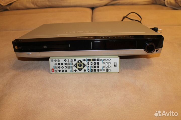 Караоке система LG DVD karaoke receiver LH-TK 3635