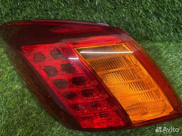 Стоп-сигнал задний левый Nissan Murano PNZ51