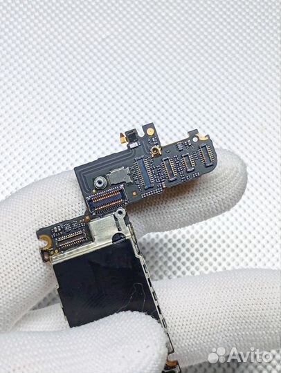 iPhone 4. Плата. 32 Гб. Оригинал