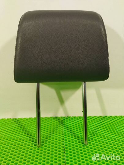 Подголовник передний Volkswagen Touareg NF 7P5