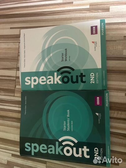 Продам книги Speakout