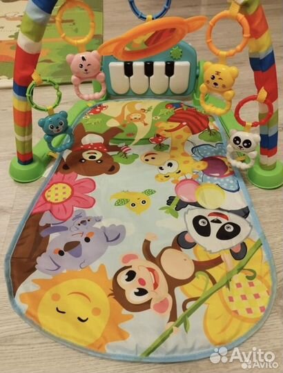 Развивающий коврик с пианино