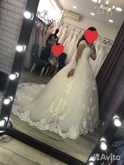 Платье свадебное