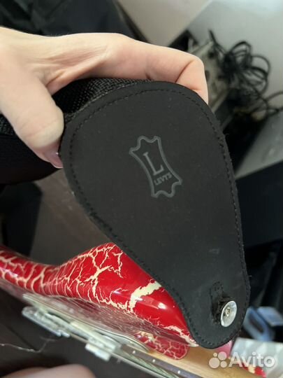 Электрогитара